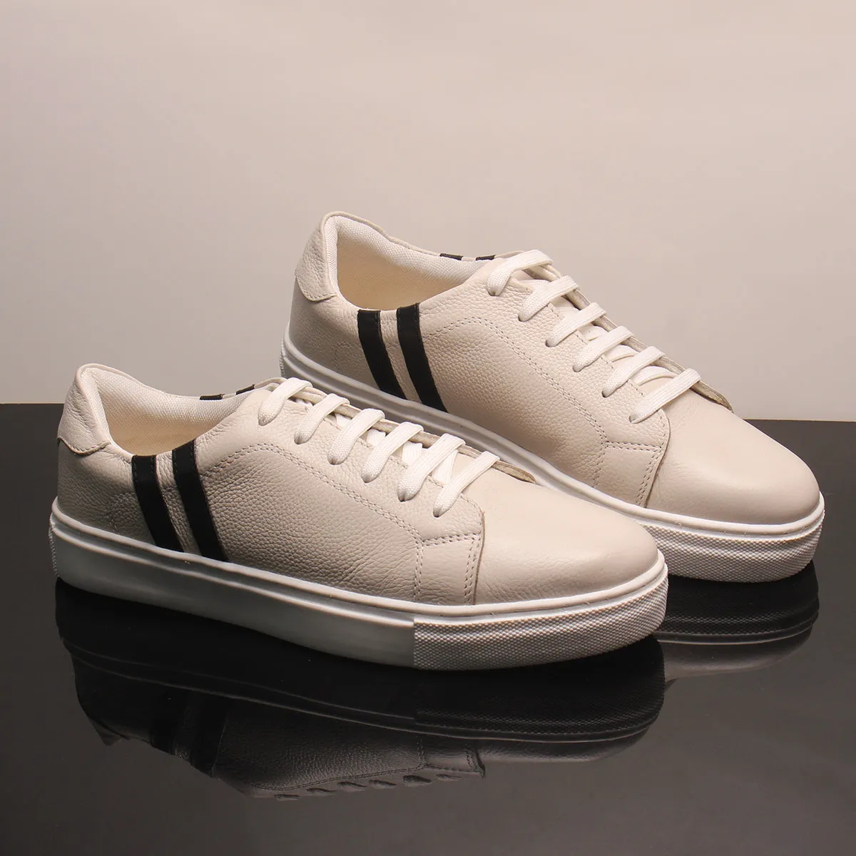 Men's "BASAJAUN" Lace Up Casual Sneakers